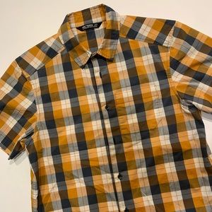 Arcteryx men’s short sleeve button up